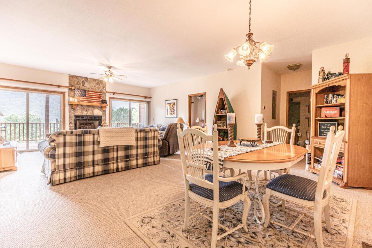Condo With Stunning Mountain And 6Th Green Views Near Harrahs Cherokee Bryson City Whittier ภายนอก รูปภาพ